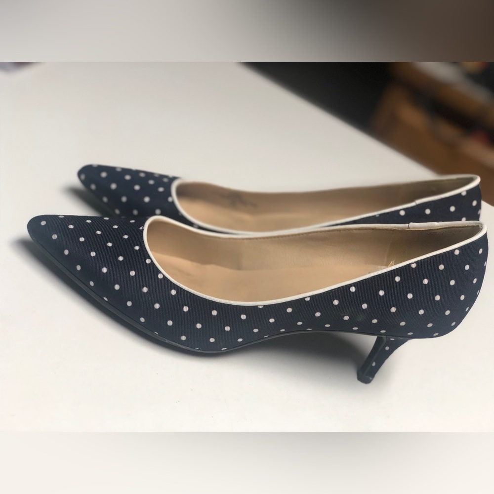 Isaac Mizrahi Live Navy Polka Dot Pointed Kitten Heels with Cream Trim